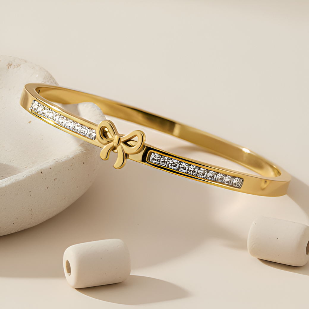 The Stella Square Necklace & Bow Bracelet