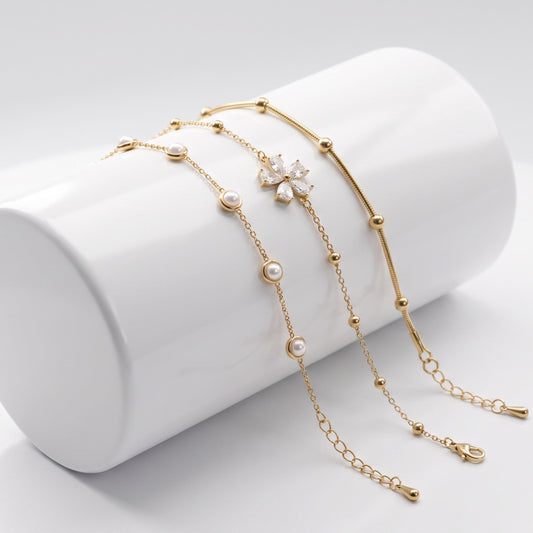 Elegant Pearl & Daisy Charm Bracelet Set hayajewelers.pk