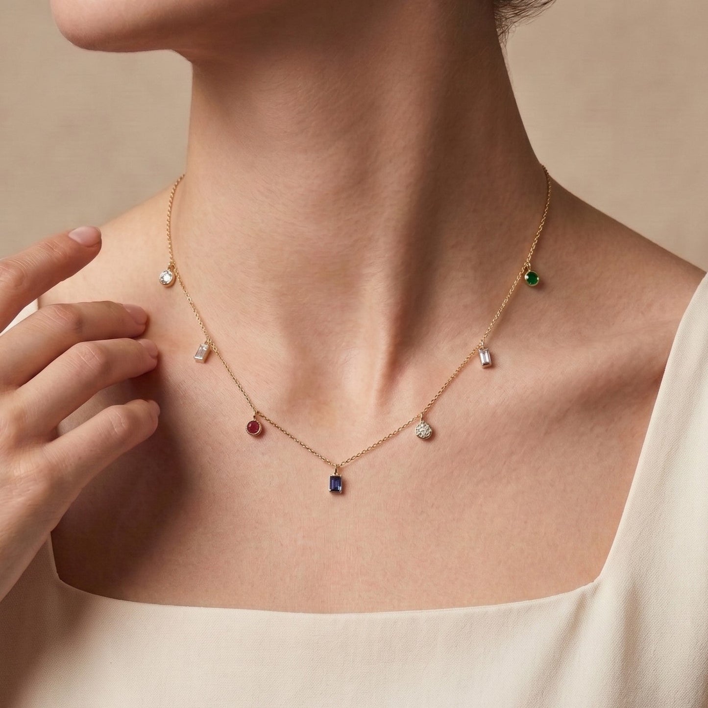 Houla Necklace