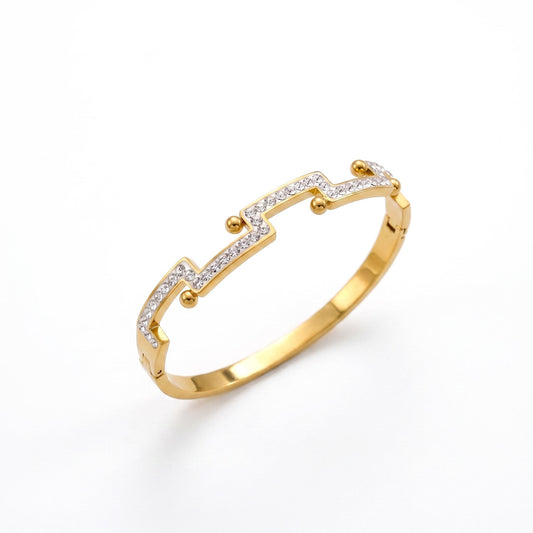 Zig-Zag Sparkling Bangle