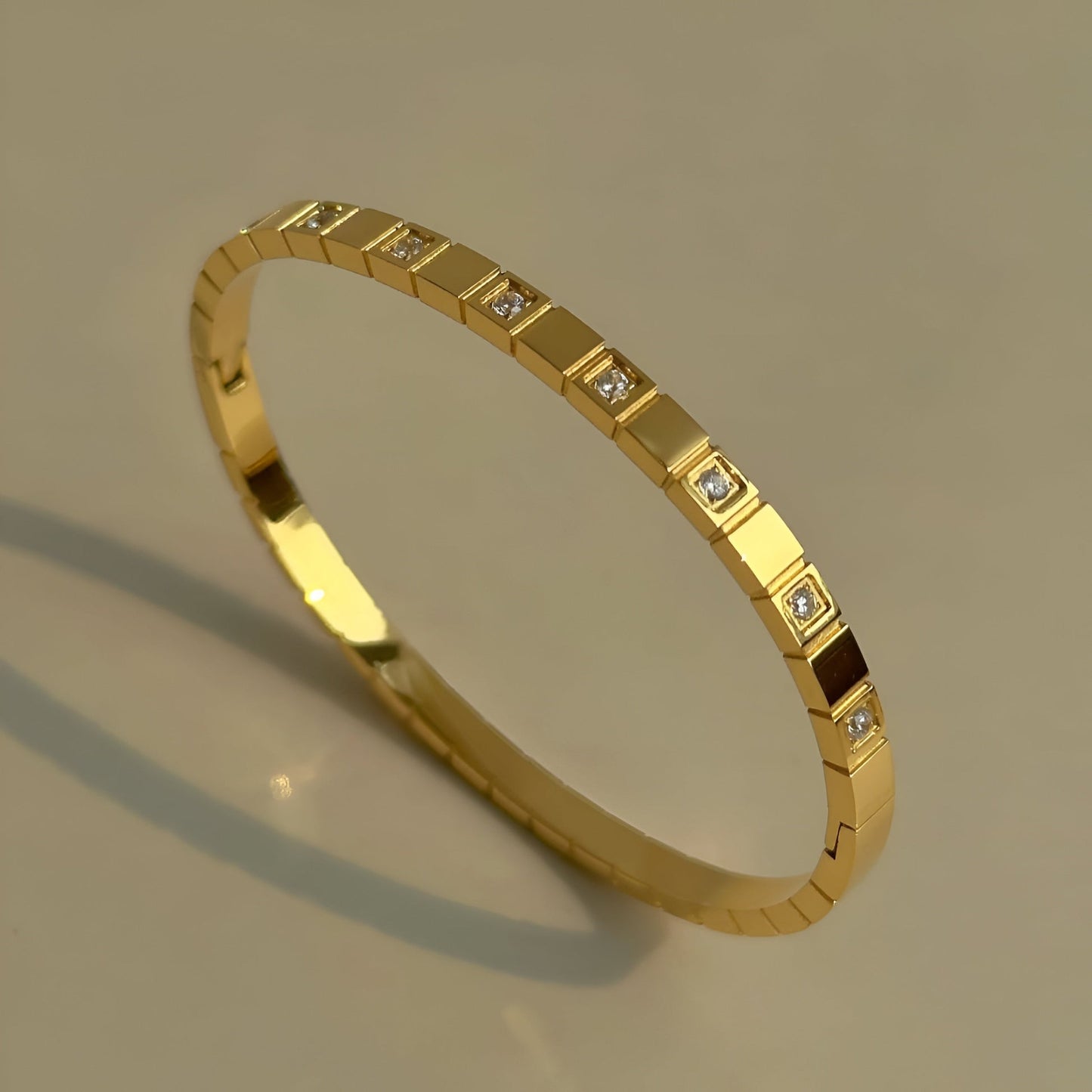leaf chain bracelet & Ice Cube Diamond Bangle