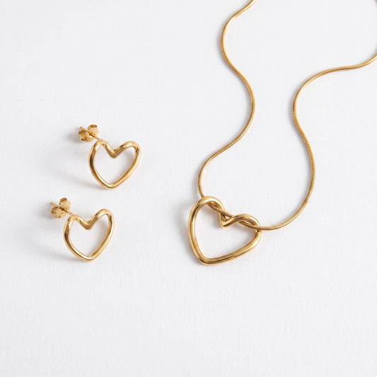 Twisted Heart Pendant Necklace Set