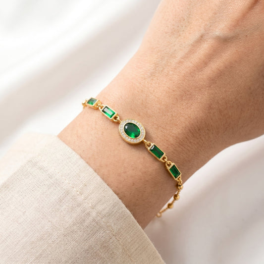Royal Verdant Charm Bracelet hayajewelers.pk