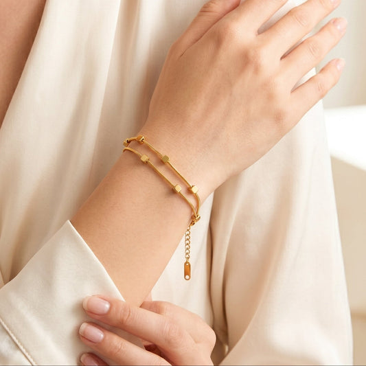 Minimalist Gold Cubes Bracelet