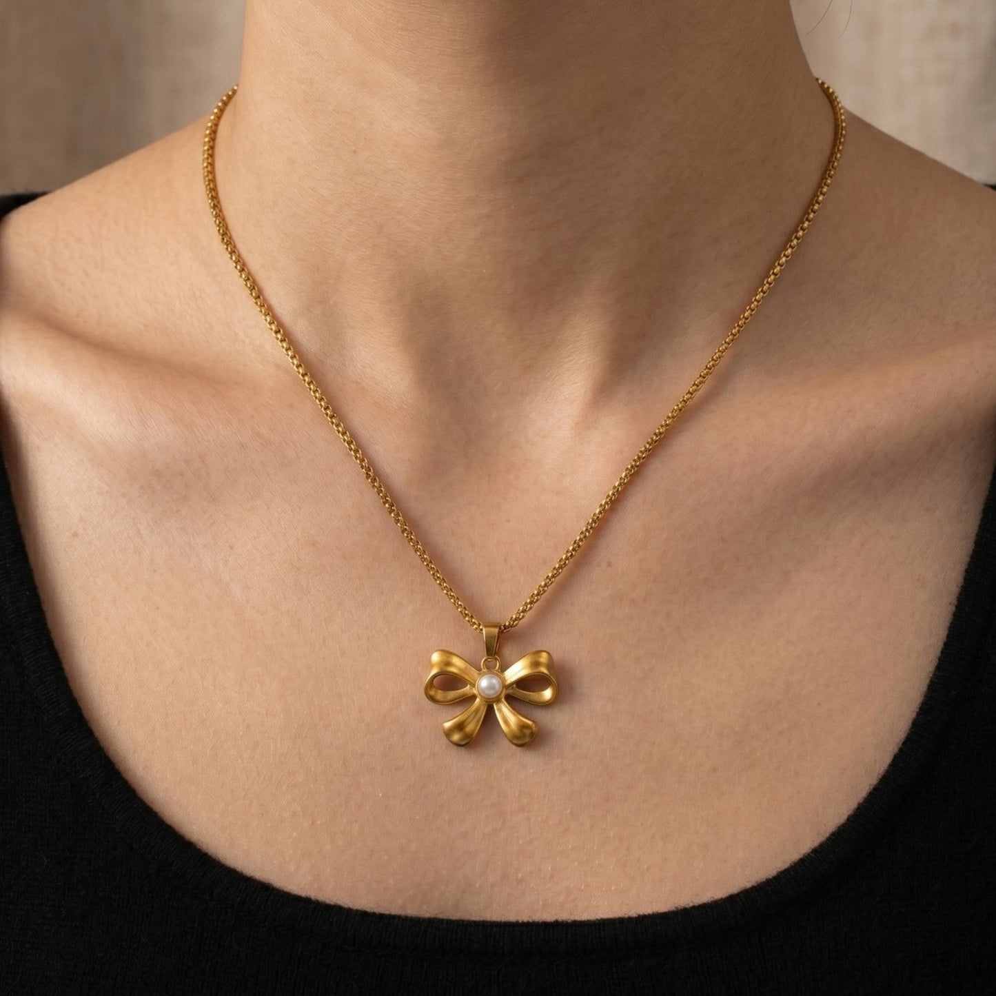 Pearl Bow Necklace